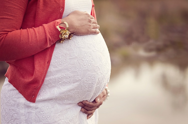 تامین نیاز بدن به امگا 3  در دوران بارداری با کپسول EuRho Vital